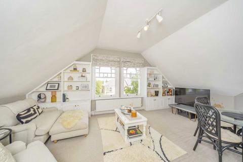 1 bedroom flat for sale, Bedford Hill, London SW12