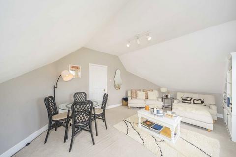 1 bedroom flat for sale, Bedford Hill, London SW12
