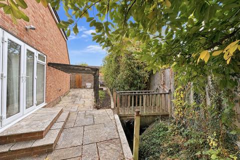 3 bedroom detached bungalow for sale, Suzan Crescent, Wantage