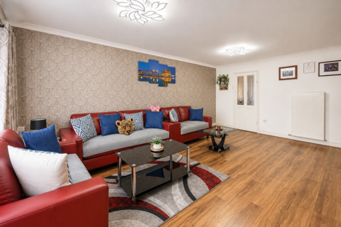 3 bedroom end of terrace house for sale, Wilkins Close, Hayes, Middlesex, UB3
