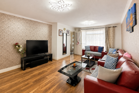 3 bedroom end of terrace house for sale, Wilkins Close, Hayes, Middlesex, UB3