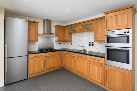 3 bedroom end of terrace house for sale, Wilkins Close, Hayes, Middlesex, UB3