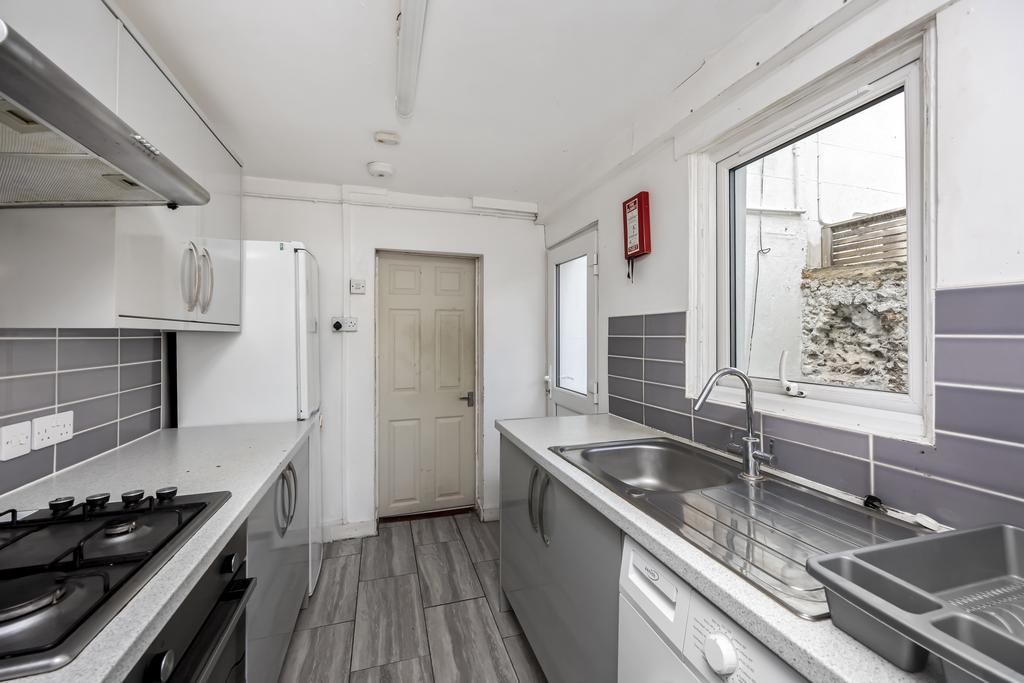 House in Brighton - View 4