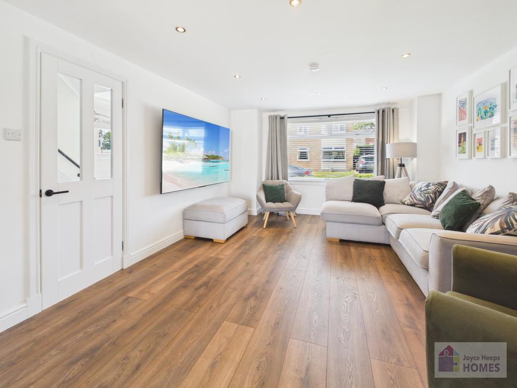 House in East Kilbride - View 3