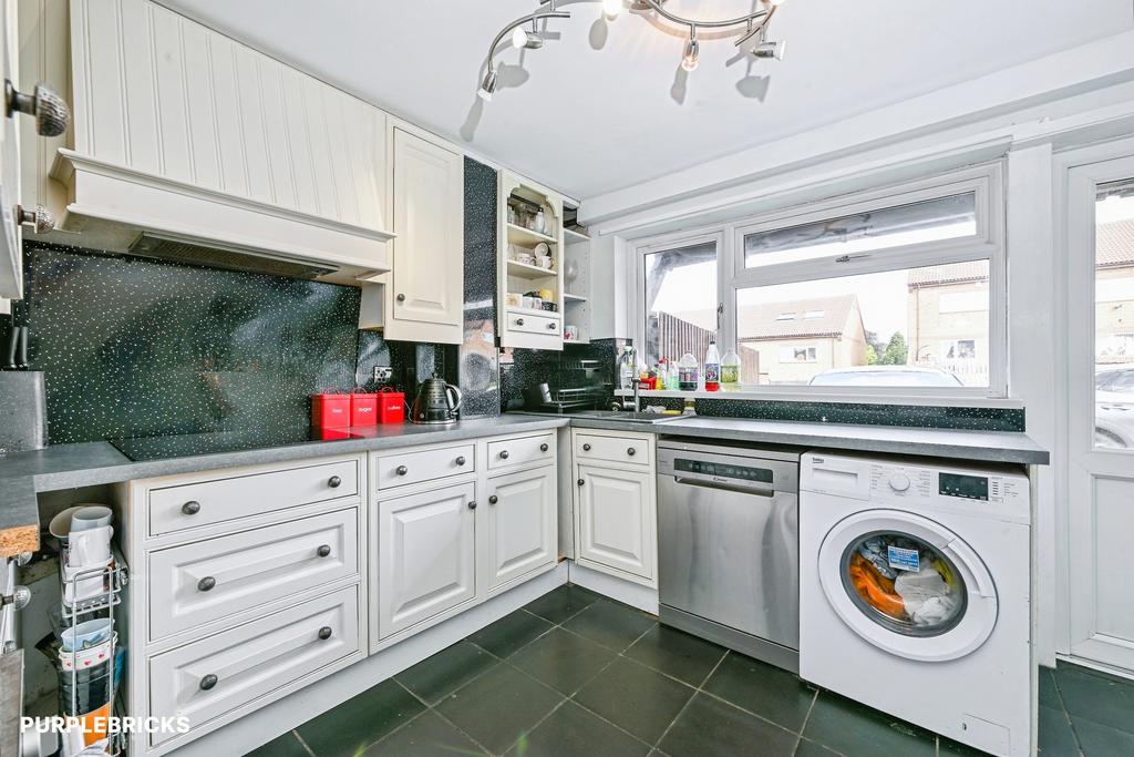 House in Nottingham, Nottinghamshire - More