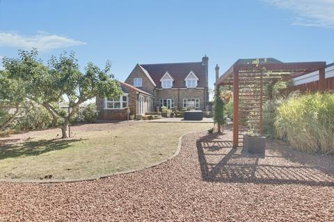 4 bedroom detached house for sale, Apple Tree Close, March PE15