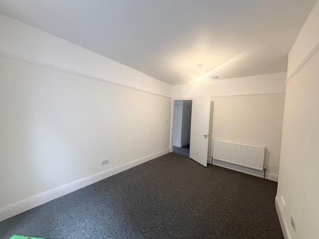 Apartment in Bristol - More