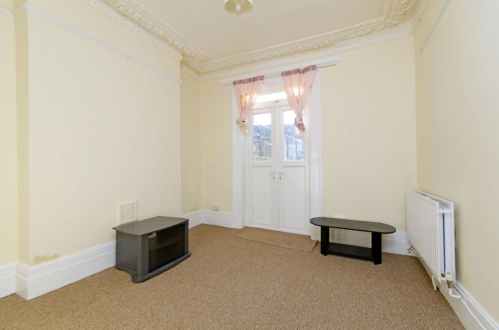 Apartment in London - View 2