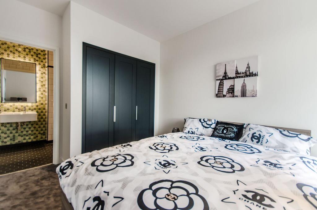 Apartment in London - View 4