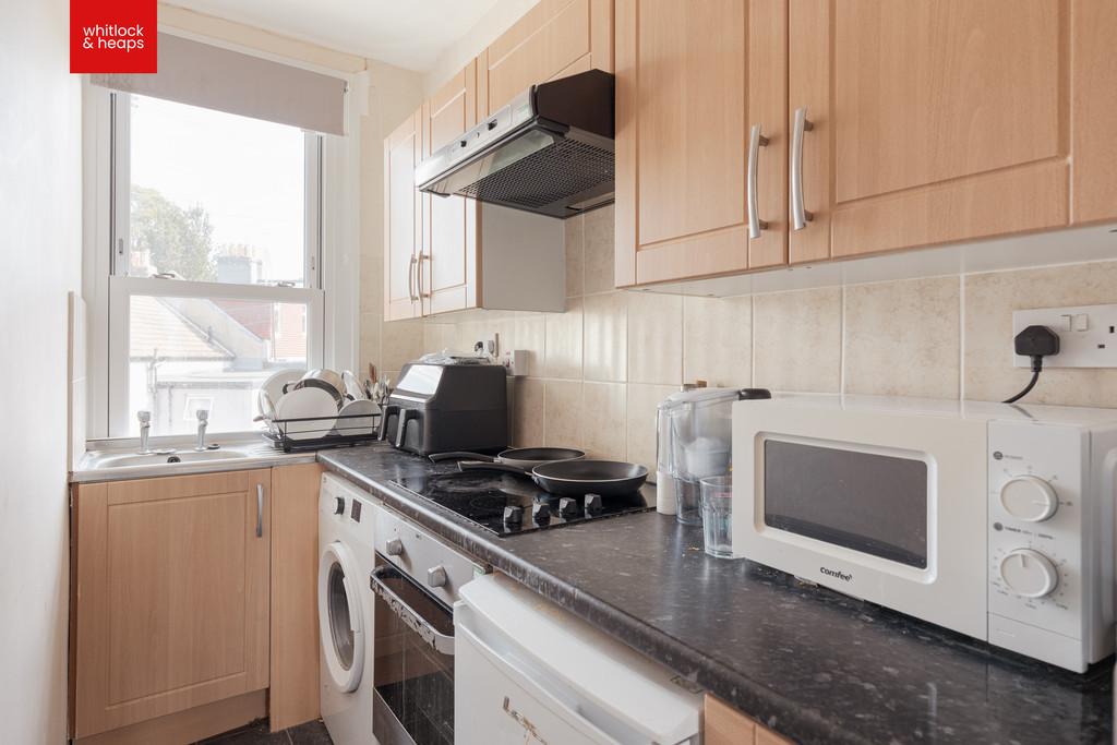 Apartment in Brighton - View 2