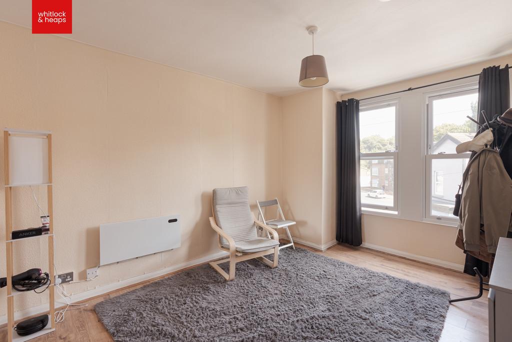Apartment in Brighton - View 3