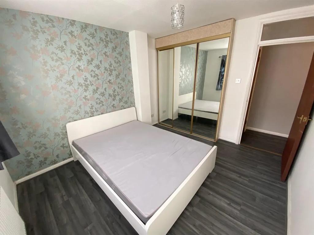 Apartment in Harrow - View 2
