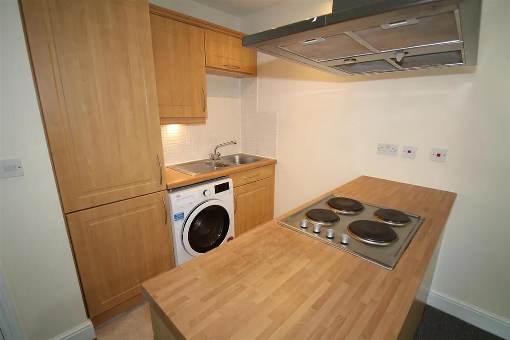 Apartment in Harrow - View 4