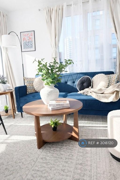 Apartment in London - View 2
