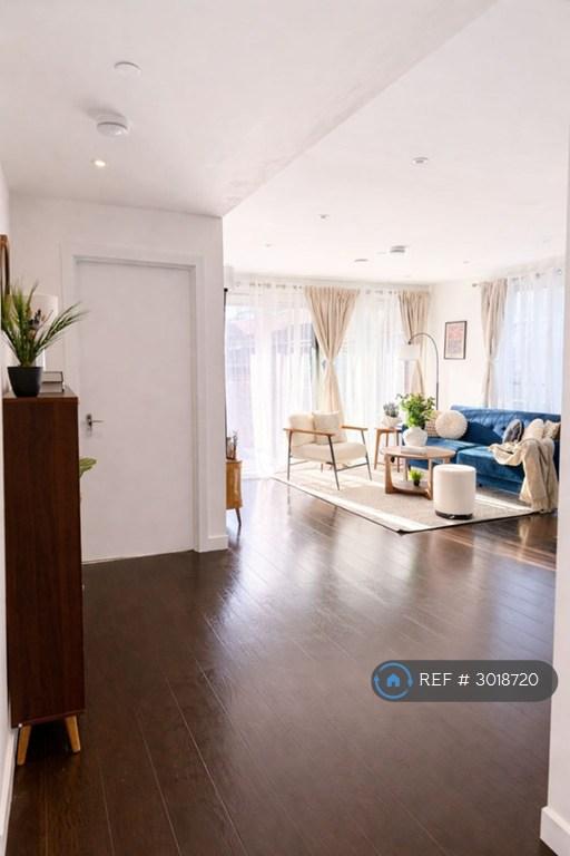 Apartment in London - View 3