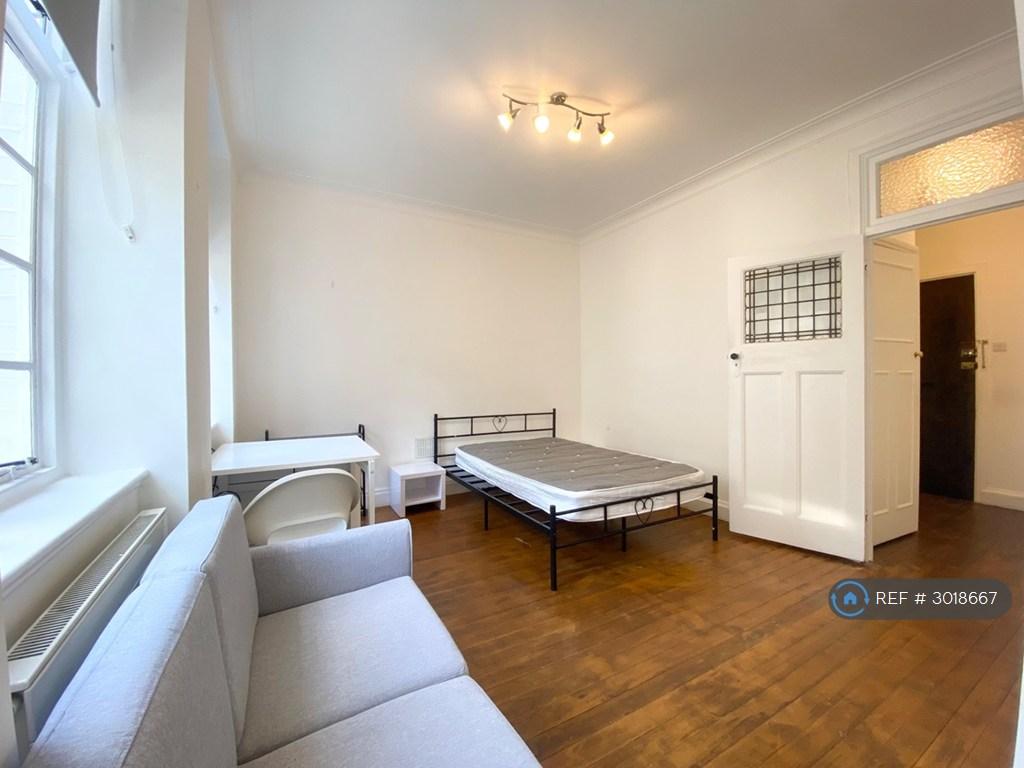 Apartment in London - View 2