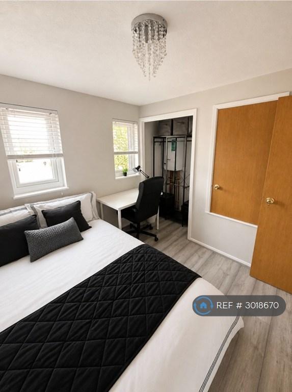 House in London - View 3