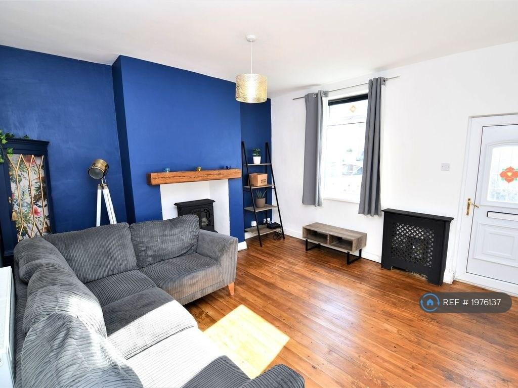 House in Salford - View 2
