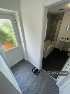 1 bedroom in a house share to rent, Elgin Street, Stoke-On-Trent, ST4