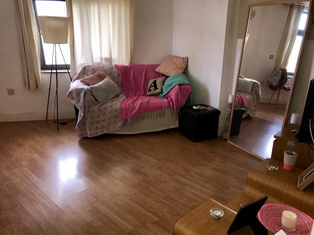 Apartment in Manchester - View 5