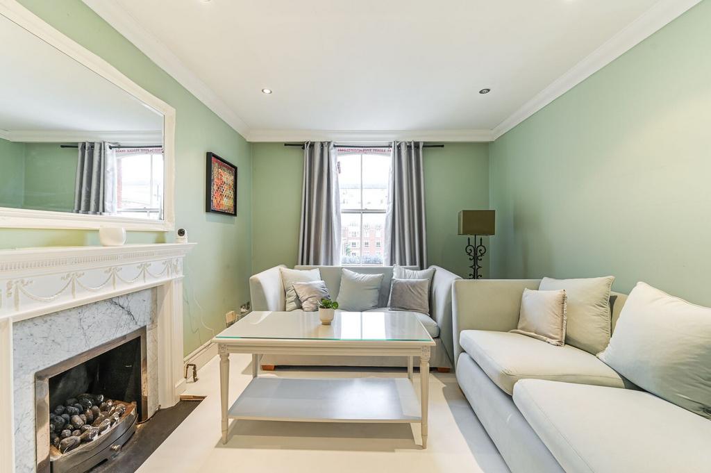 Apartment in London - View 3