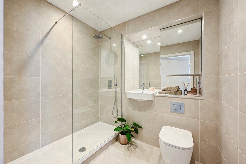 Apartment in Nine Elms - View 3
