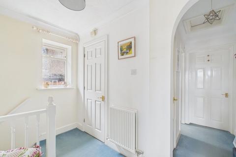 2 bedroom apartment for sale, Tadworth
