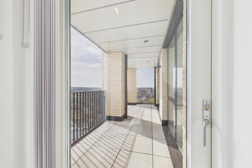 Apartment in London, Myatt's Fields, Loughborough Junction - View 5