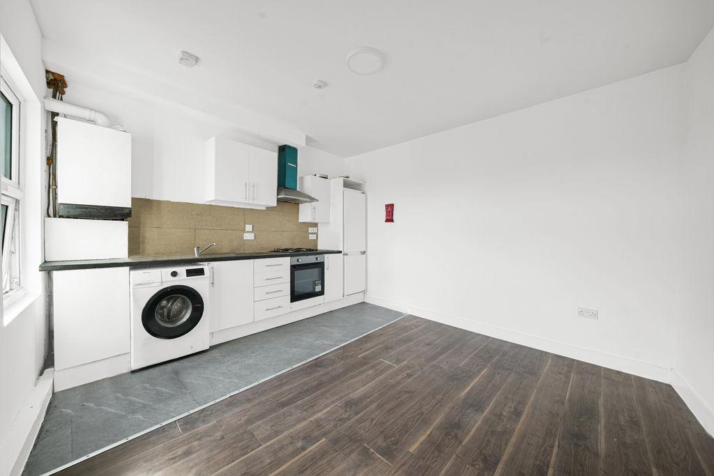 Apartment in London, Manor Park - View 5