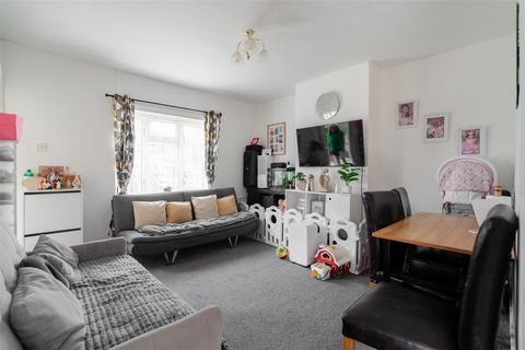 2 bedroom semi-detached house to rent, Brook Road, Cheltenham