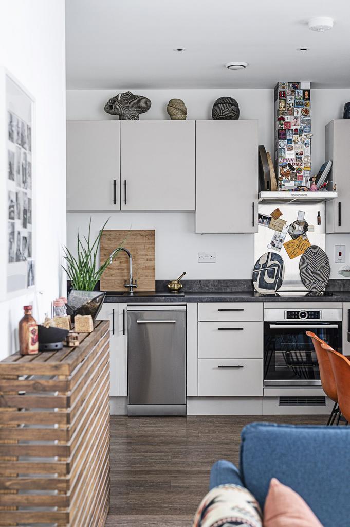 Apartment in London - View 2