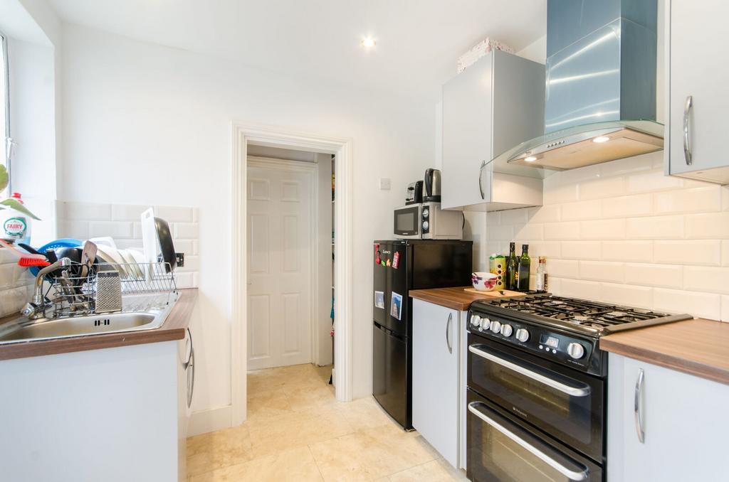 Apartment in London - View 3