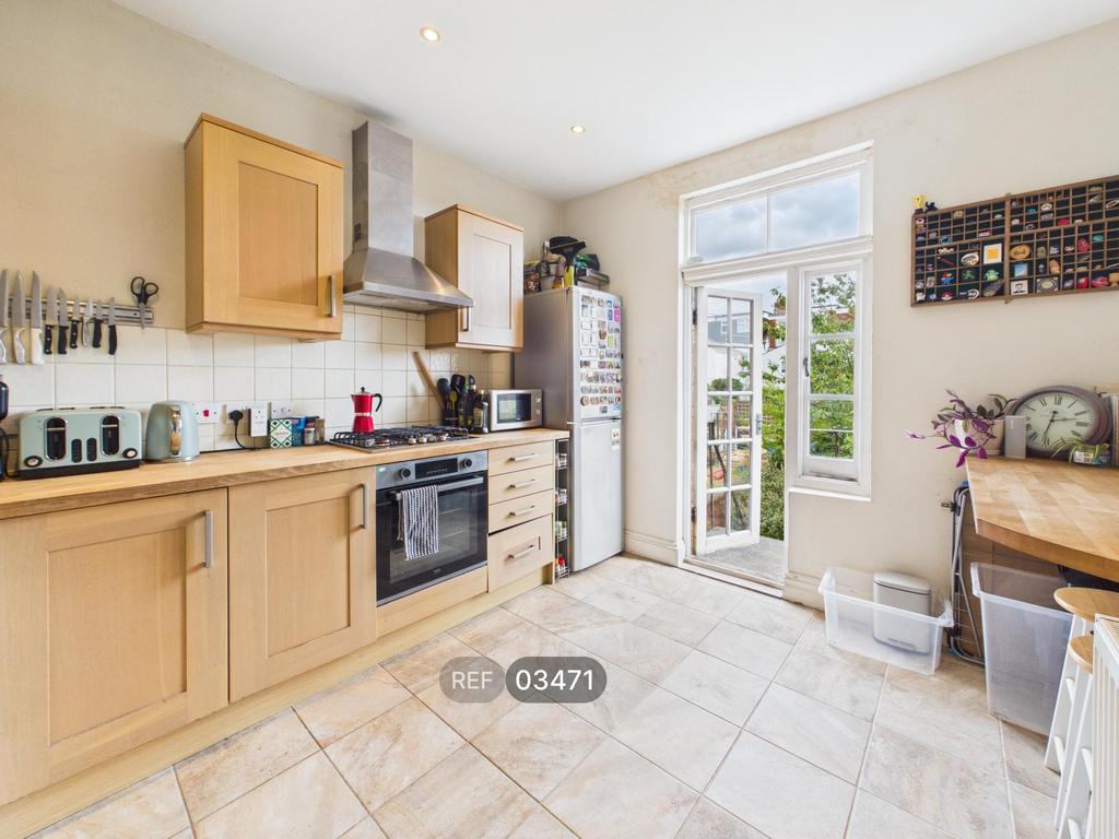 Apartment in Brighton - View 5