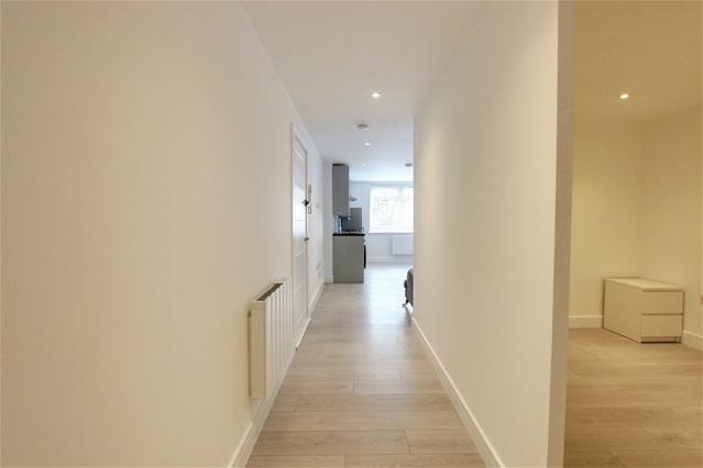 Apartment in Whetstone - View 4