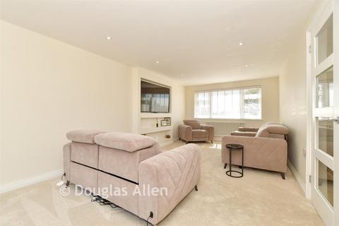 4 bedroom semi-detached house for sale, Billericay Road, Brentwood CM13
