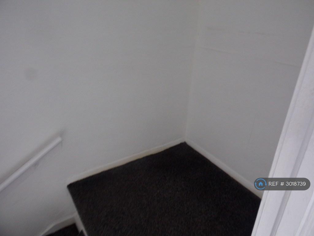 House in Leeds, West Yorkshire - More