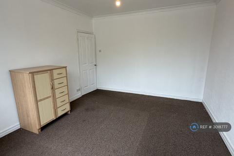 2 bedroom bungalow to rent, Walnut Avenue, Wigan, WN1