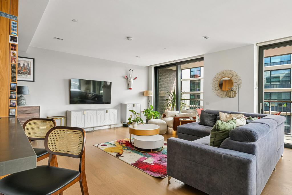 Apartment in LONDON - View 2