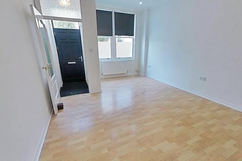 1 bedroom flat to rent, Newhaven Road, Edinburgh, EH6