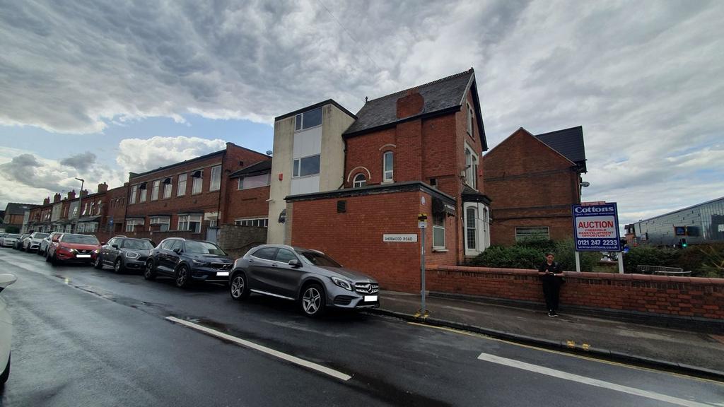 House in Smethwick - View 5