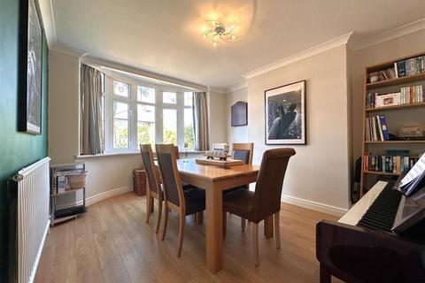 undefined, Windsor Road, Newark