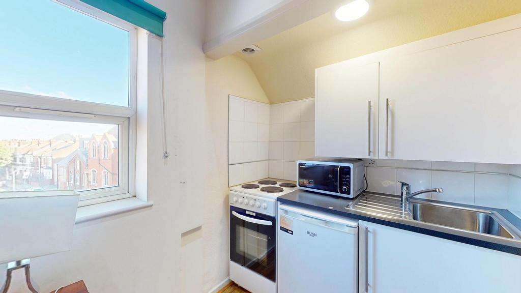 Apartment in London - View 2