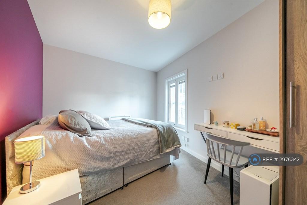 Apartment in York - More