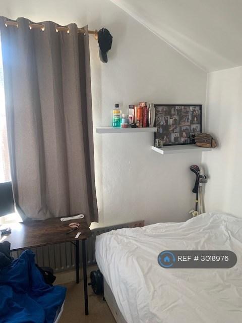 Apartment in London - View 3