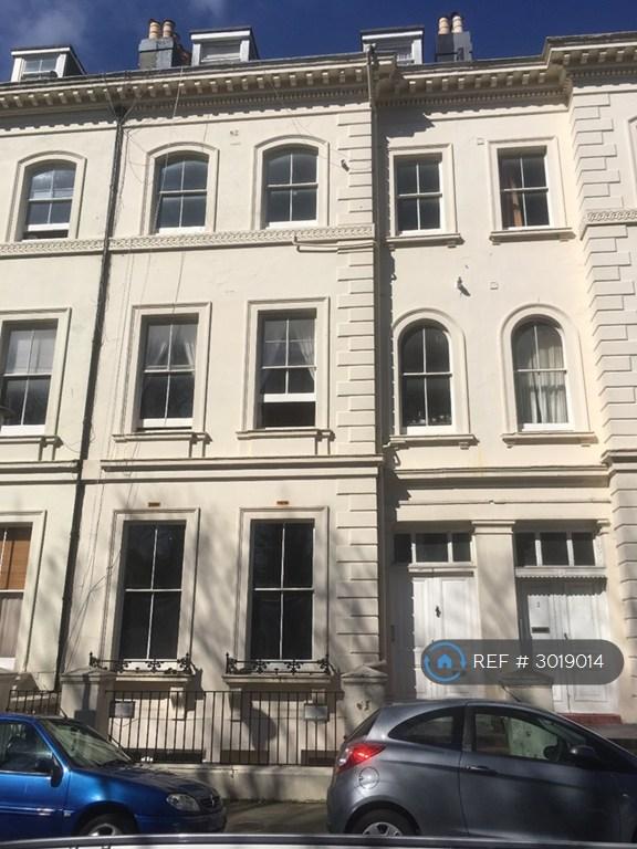 Apartment in Brighton - View 4