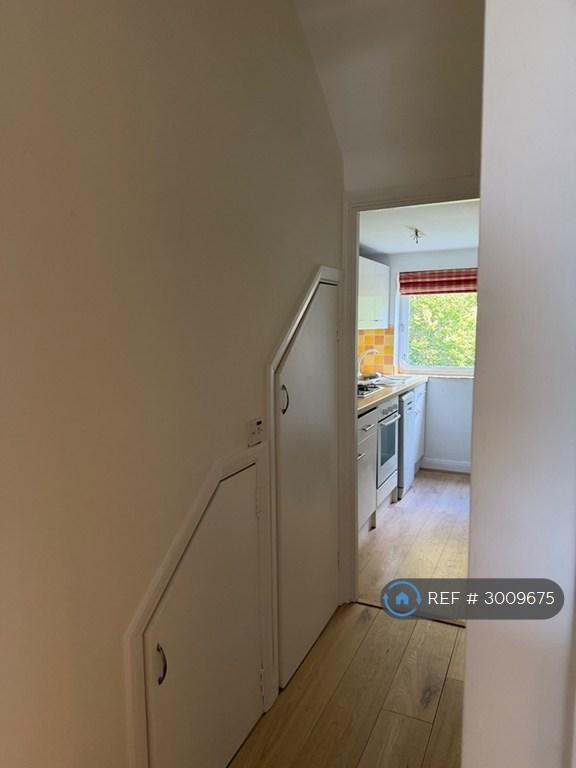 House in London - View 4