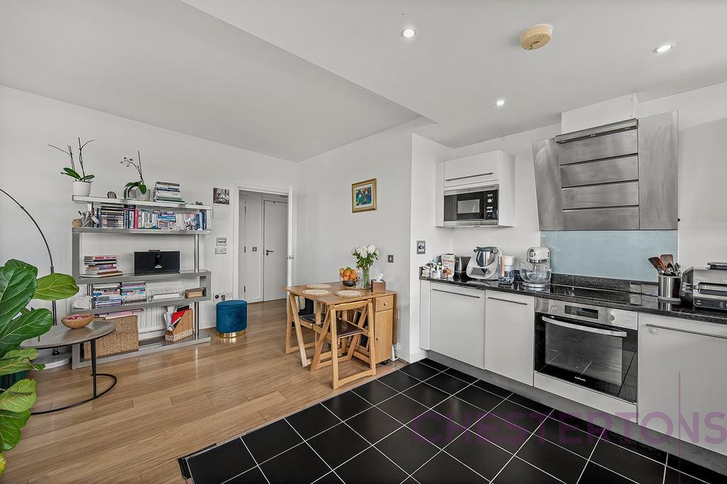 Apartment in London - View 3