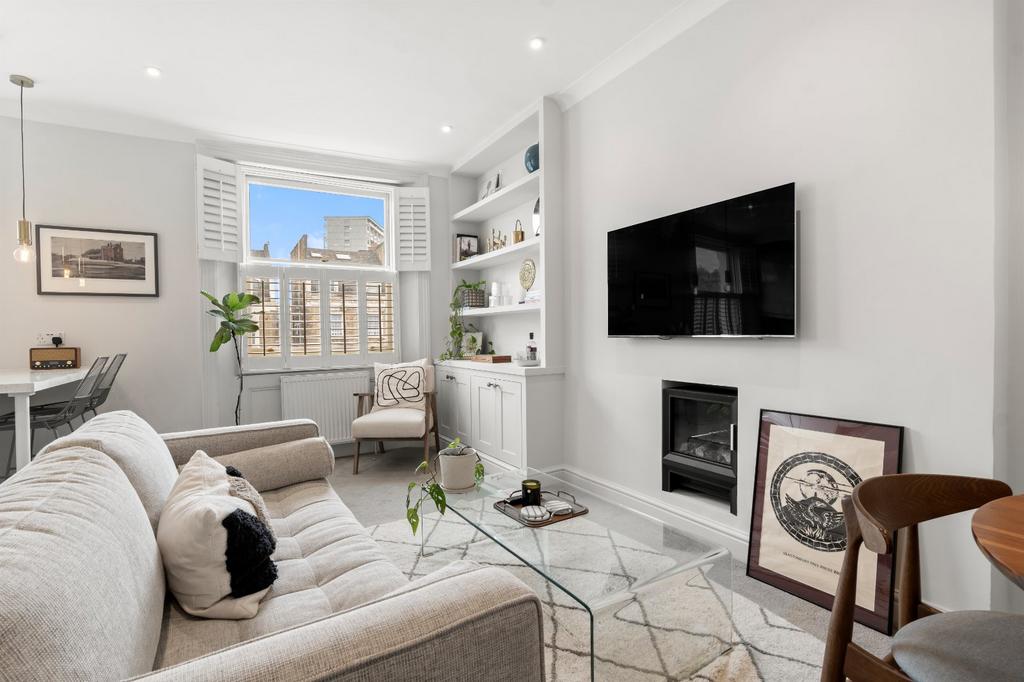 Apartment in London - View 2