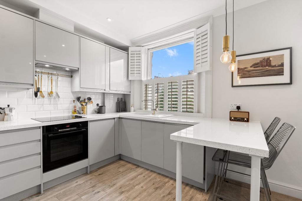 Apartment in London - More
