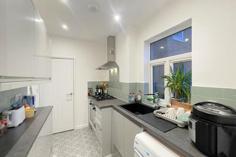 3 bedroom terraced house to rent, Fernie Avenue, Melton Mowbray LE13